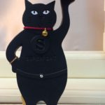 なぜうちの店にはネコ雑貨が多いのか？